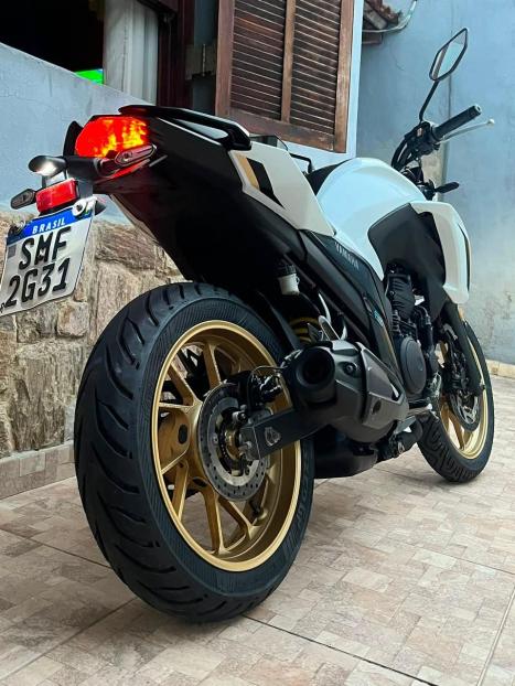 YAMAHA FZ 25 250 Fazer Flex , Foto 1