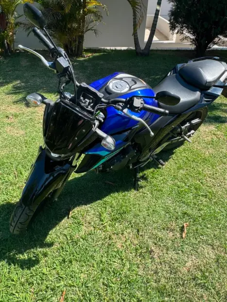 YAMAHA FZ6 Fazer 600 S, Foto 8