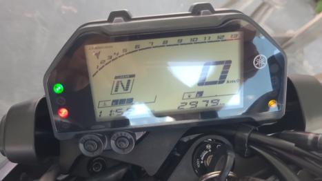YAMAHA MT-03 300 ABS, Foto 6