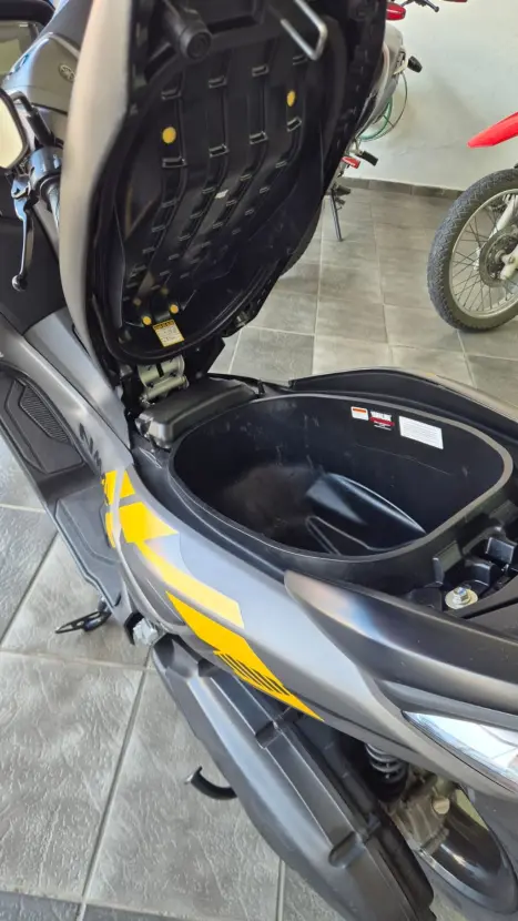 YAMAHA NMax 160 ABS, Foto 3