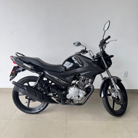 YAMAHA YBR 125 FACTOR ED, Foto 1