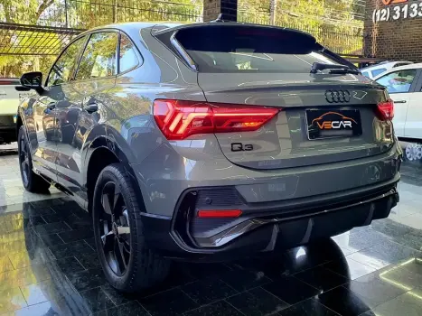 AUDI Q3 2.0 40 4P TFSI SPORTBACK PERFORMANCE BLACK QUATTRO TIPTRONIC AUTOMTICO, Foto 4