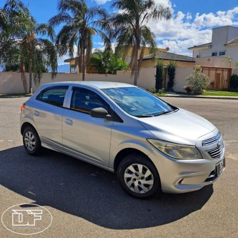 CHEVROLET Onix Hatch 1.4 4P FLEX LT, Foto 2