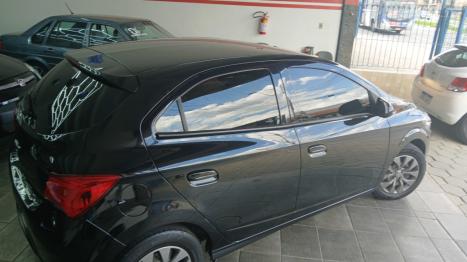 CHEVROLET Onix Hatch 1.0 4P FLEX JOY BLACK, Foto 4