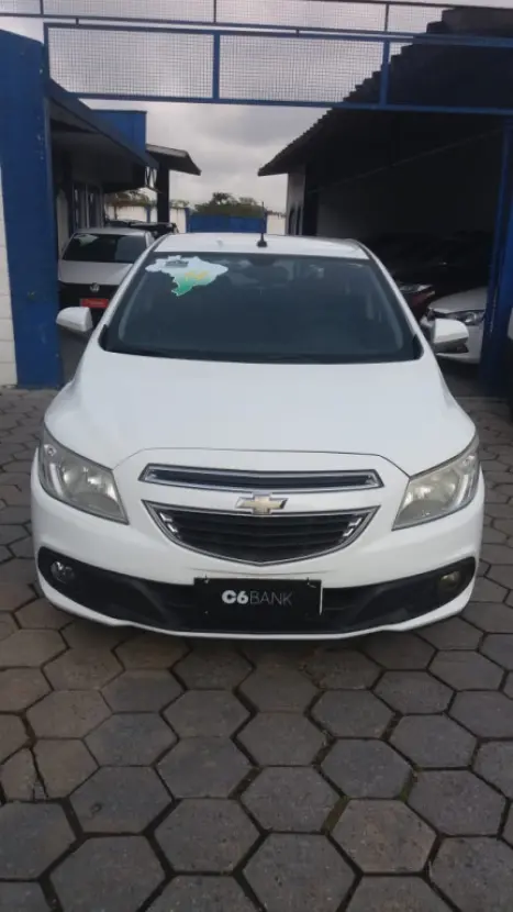 CHEVROLET Onix Hatch 1.0 4P FLEX LT, Foto 4