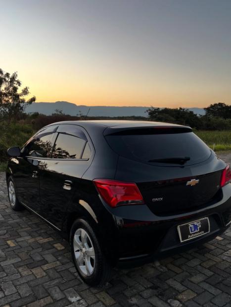 CHEVROLET Onix Hatch 1.4 4P FLEX LT AUTOMTICO, Foto 5