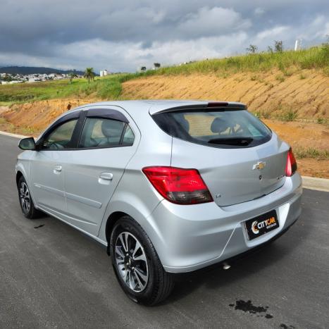 CHEVROLET Onix Hatch 1.4 4P FLEX LTZ, Foto 12