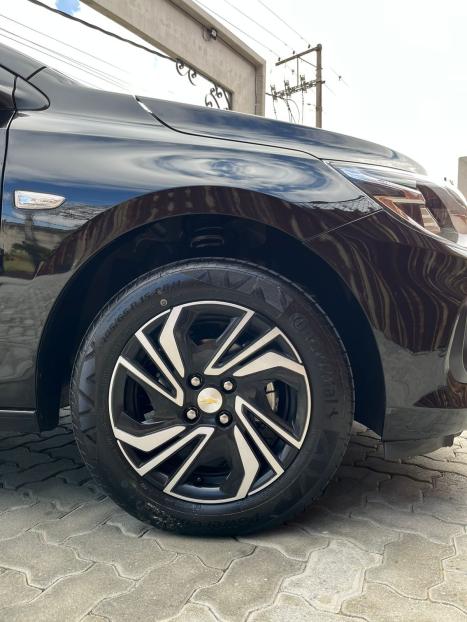 CHEVROLET Onix Hatch 1.0 12V 4P FLEX TURBO AUTOMTICO, Foto 13