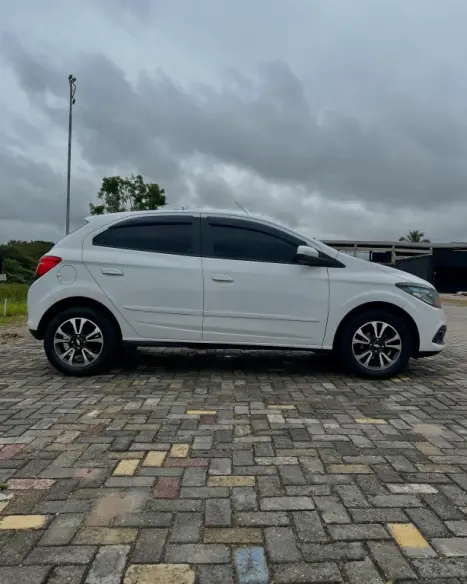 CHEVROLET Onix Hatch 1.4 4P FLEX LTZ, Foto 3