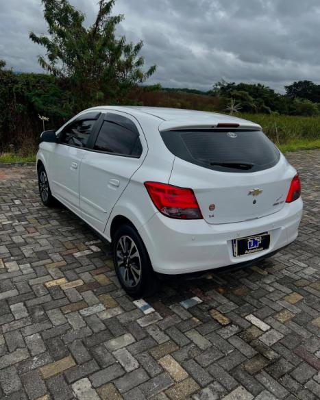 CHEVROLET Onix Hatch 1.4 4P FLEX LTZ, Foto 6