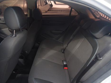 CHEVROLET Onix Hatch 1.0 4P FLEX JOY, Foto 4