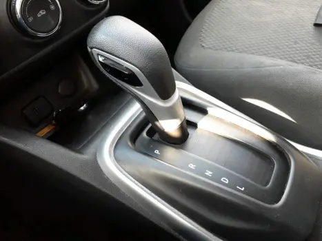 CHEVROLET Tracker 1.0 12V 4P FLEX TURBO AUTOMTICO, Foto 8