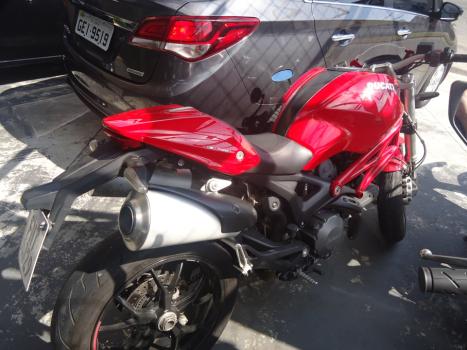 DUCATI Monster 796 ABS, Foto 2