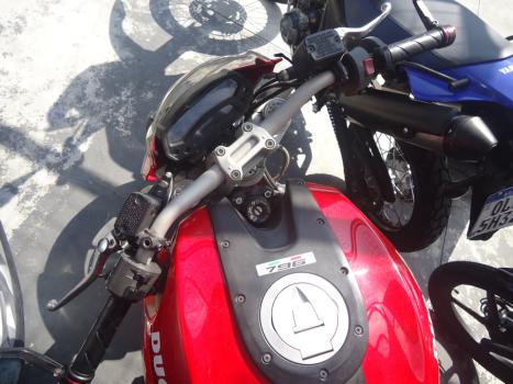 DUCATI Monster 796 ABS, Foto 3