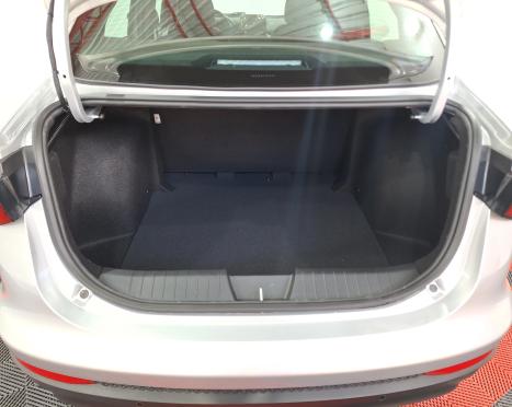 FIAT Cronos 1.3 4P FLEX DRIVE AUTOMTICO CVT, Foto 8