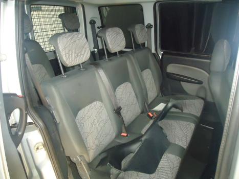 FIAT Doblo 1.8 16V 4P FLEX ESSENCE 7 LUGARES, Foto 6