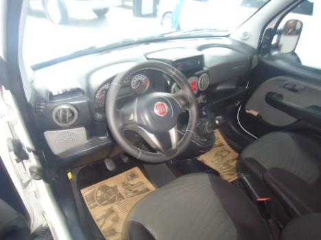 FIAT Doblo 1.8 16V 4P FLEX ESSENCE 7 LUGARES, Foto 5