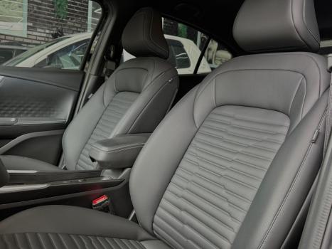 FIAT Fastback 1.3 16V 4P FLEX LIMITED EDITION TURBO 270 AUTOMTICO, Foto 9