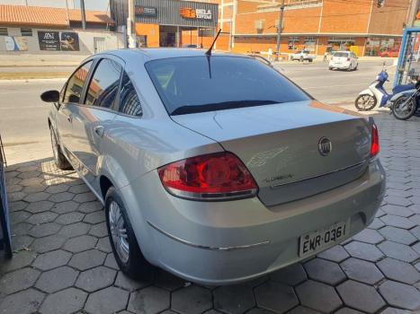 FIAT Linea 1.8 16V 4P FLEX ESSENCE DUALOGIC AUTOMATIZADO, Foto 3