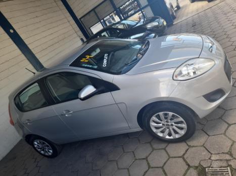 FIAT Palio 1.6 16V 4P FLEX ESSENCE, Foto 2