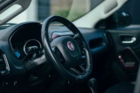 FIAT Toro 1.3 16V 4P FLEX 270 TURBO ENDURANCE AUTOMTICO, Foto 9