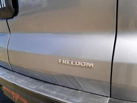 FIAT Toro 1.8 16V 4P FLEX FREEDOM AUTOMTICO, Foto 15