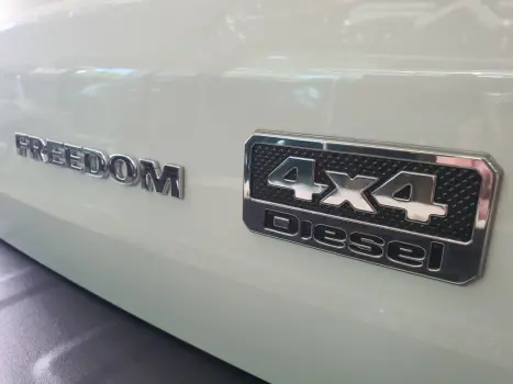 FIAT Toro 2.0 16V 4P 4WD FREEDOM TURBO DIESEL  AUTOMTICO, Foto 5