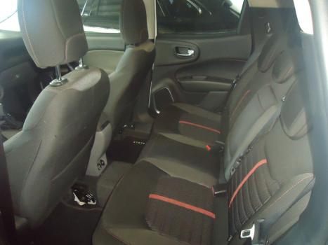 FIAT Toro 2.4 16V 4P FLEX FREEDOM ROAD AUTOMTICO, Foto 4