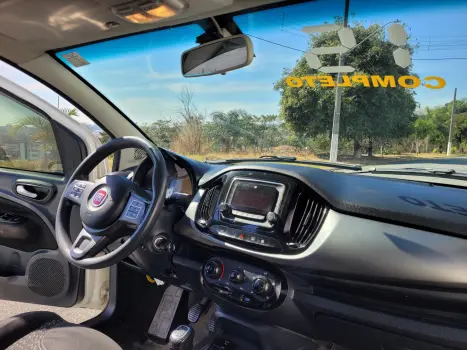 FIAT Uno 1.4 4P FLEX ATTRACTIVE, Foto 9