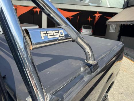 FORD F-250 4.2 V6 XLT CABINE DUPLA, Foto 6