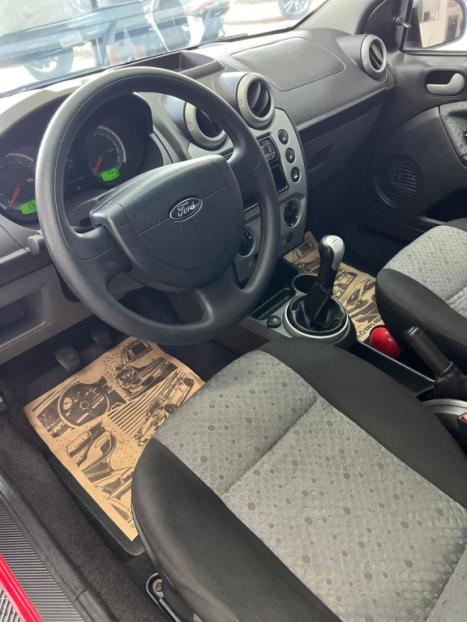 FORD Fiesta Hatch 1.6 4P, Foto 3