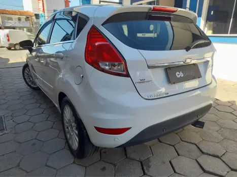 FORD Fiesta Hatch 1.6 4P FLEX TITANIUM POWERSHIFT AUTOMTICO, Foto 6
