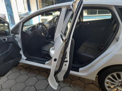 FORD Fiesta Hatch 1.6 4P FLEX TITANIUM POWERSHIFT AUTOMTICO, Foto 10