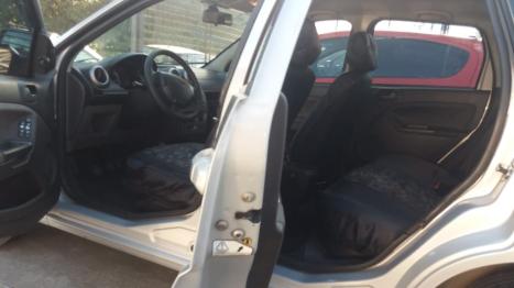 FORD Fiesta Sedan 1.6 4P FLEX, Foto 6