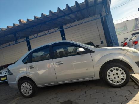 FORD Fiesta Sedan 1.6 4P SE FLEX, Foto 2