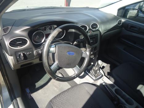 FORD Focus Hatch 1.6 4P, Foto 5