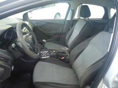 FORD Focus Hatch 1.6 4P, Foto 4