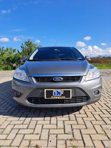FORD Focus Hatch 1.6 4P, Foto 6