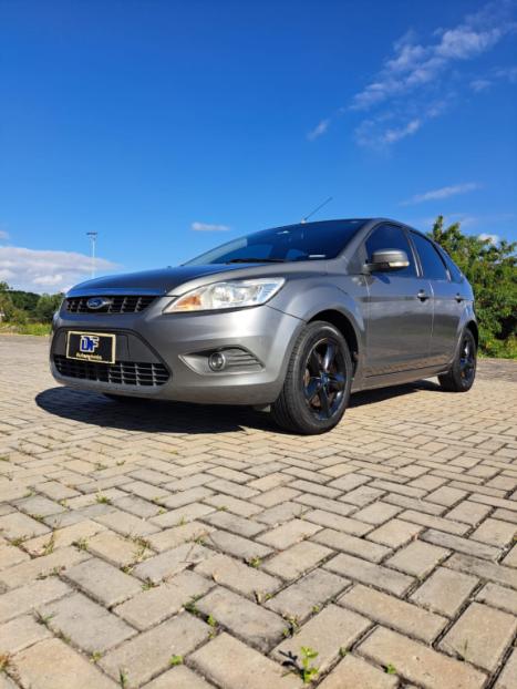 FORD Focus Hatch 1.6 4P, Foto 12