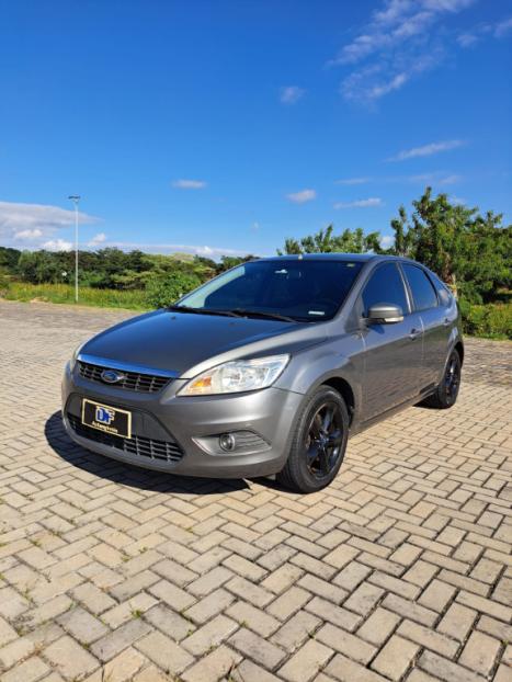 FORD Focus Hatch 1.6 4P, Foto 13