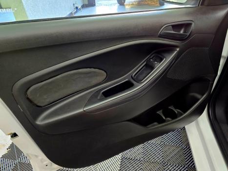 FORD Ka Hatch 1.0 12V 4P TI-VCT SE FLEX, Foto 16