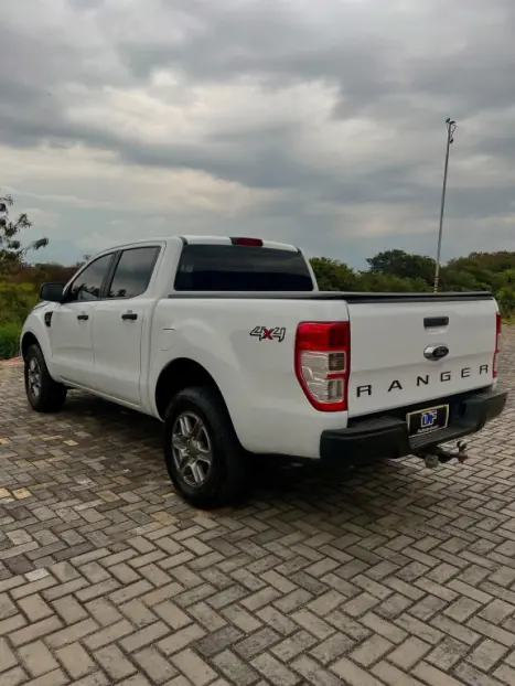 FORD Ranger 2.2 16V XLS DIESEL 4X4 CABINE DUPLA, Foto 7