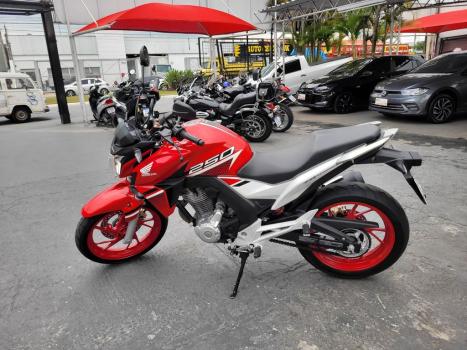 HONDA CB 250 F Twister FLEXONE, Foto 4