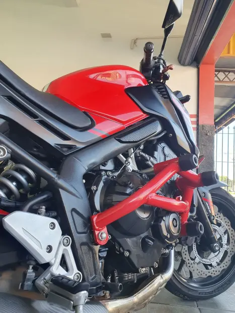 HONDA CB 650 F ABS, Foto 2