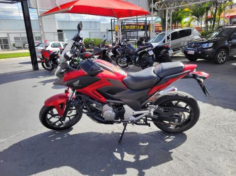 HONDA NC 700 X ABS, Foto 5