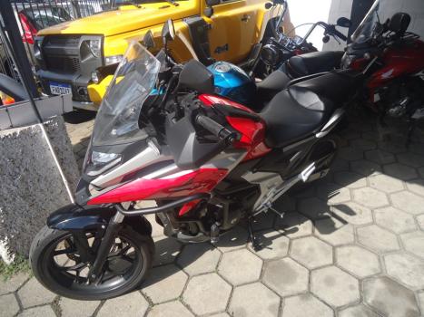 HONDA NC 750 X ABS, Foto 1