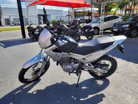 HONDA NX Falcon 400, Foto 5