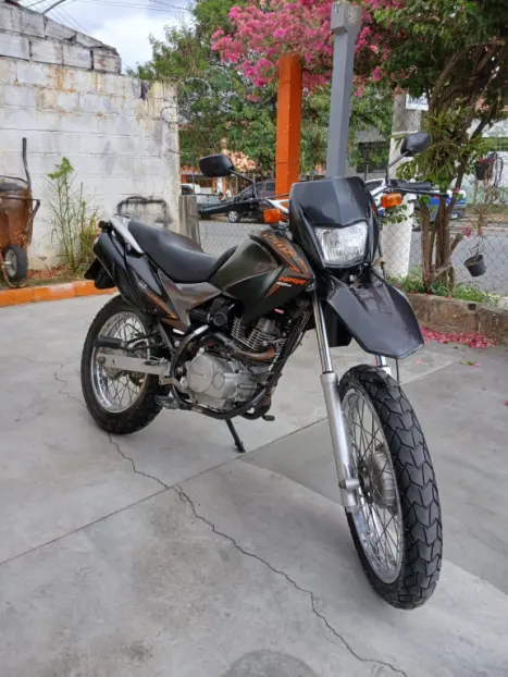 HONDA NXR Bros 150 ES, Foto 2