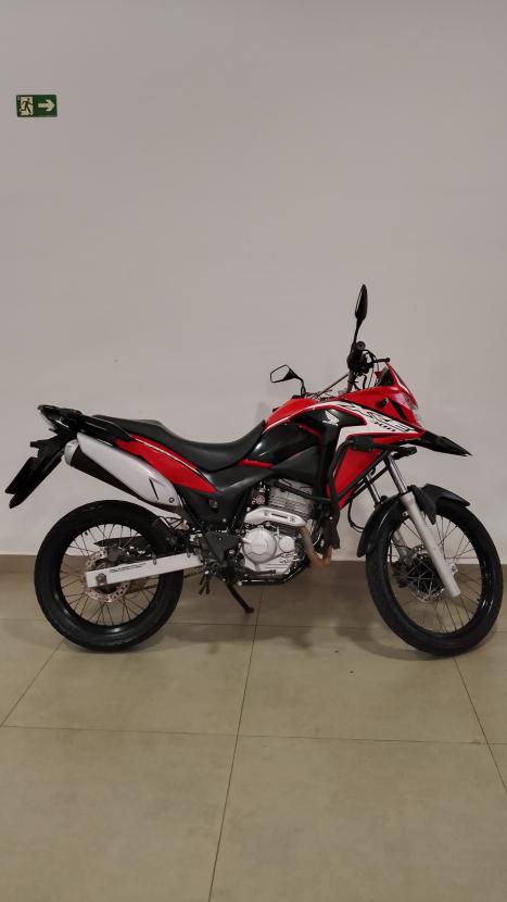 HONDA XRE 300 ABS, Foto 1