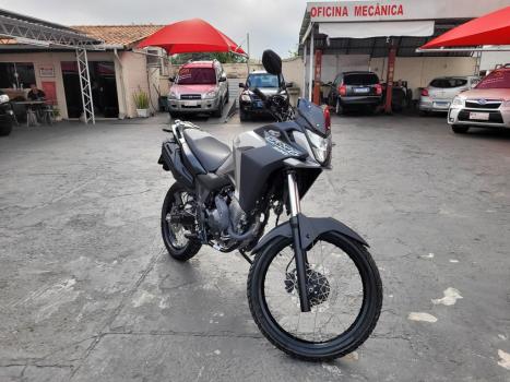 HONDA XRE 300 Sahara , Foto 3